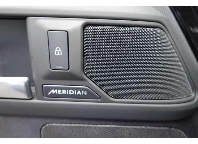 
								LAND ROVER DEFENDER 2025/1 full									