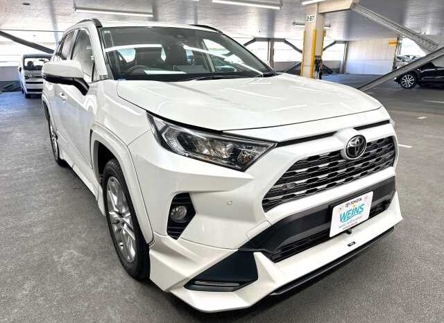 
								Toyota RAV4 2019 full									
