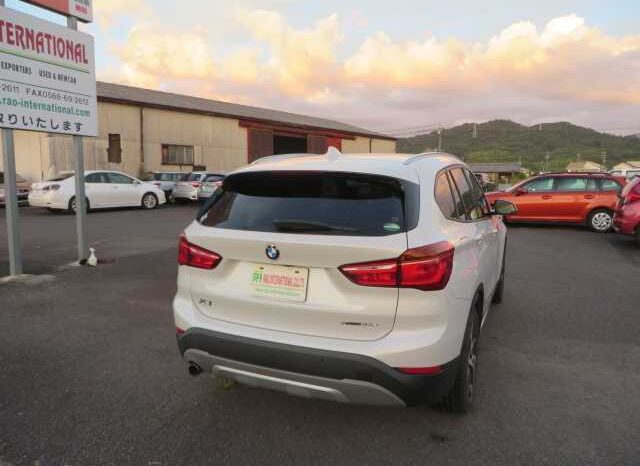 
								BMW X1 2019 x DRIVE 18D 4WD full									