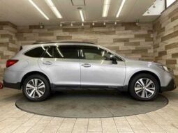 
										Subaru Outback 2021 full									