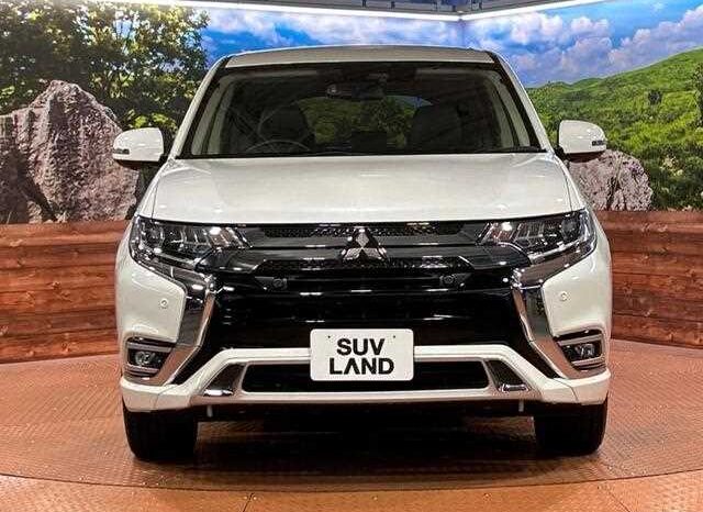 
								Mitsubishi Outlander 2019 full									