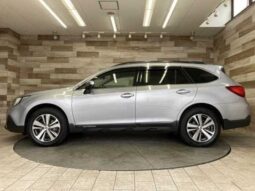 
										Subaru Outback 2021 full									
