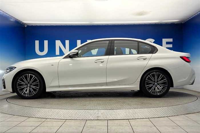 
								BMW 3 Series 2019 full									