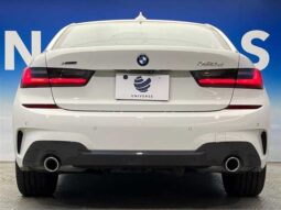 
										BMW 3 Series 2019 full									