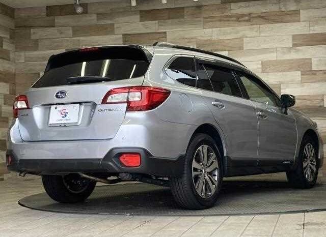 
								Subaru Outback 2021 full									