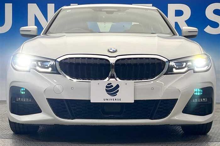 
								BMW 3 Series 2019 full									