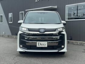 TOYOTA NOAH HYBRID S-Z 2025