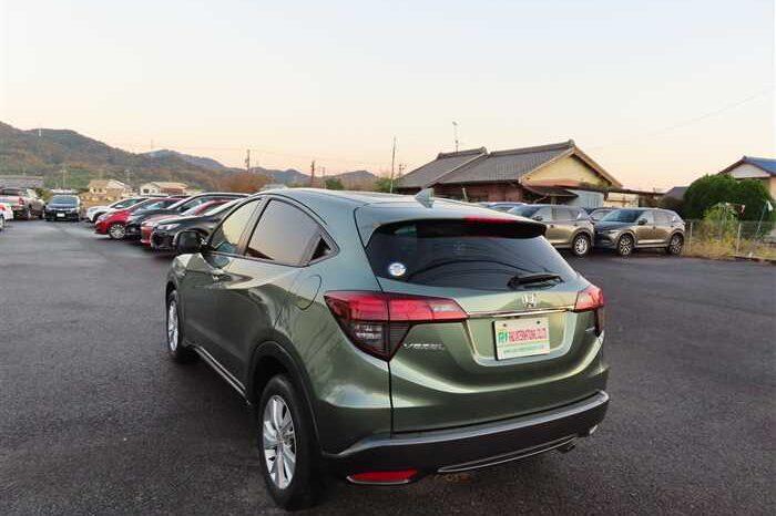 
								Honda VEZEL 2020 X HONDA SENSING HYBRID full									