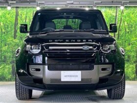 Land Rover Defender 2023